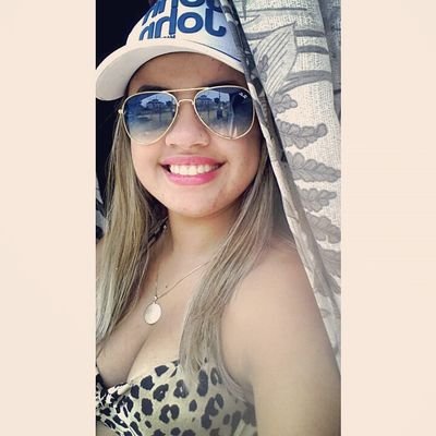 -Não seja a necessidade de um carente, e sim a prioridade de um apaixonado!