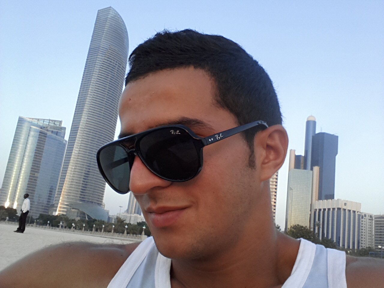 AdelDjoudi57's profile picture. 