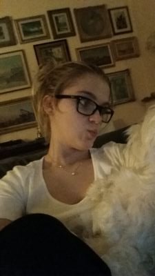 katiamecri01's profile picture. 