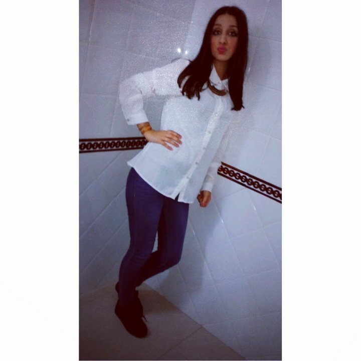 16. Loca y amiga de mis amigos . ♡