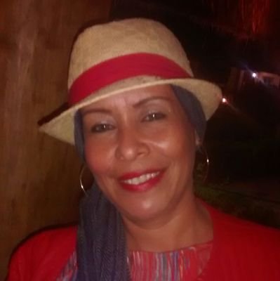Casada,2 filhos lindos,Téc de Enfermagem,feliz,lágrimas breves,sorrir sempre