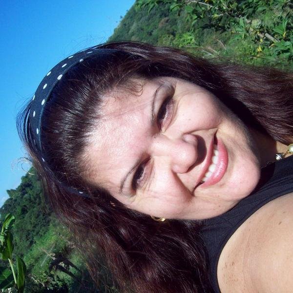 Amo viajar com meu marido, procuro sempre ver o melhor lado da vida e espalhar a felicidade por onde passo...This is me!