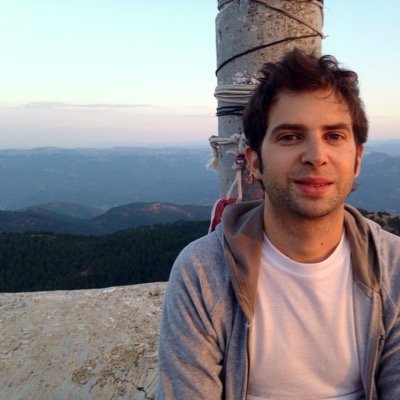 Escritor. Profesor de Yoga y Meditación. Vedanta Advaita (No-dualidad). Filosofía, psicología, poesía, espiritualidad, nueva conciencia...