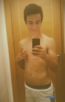 ''Conmigo quien quiera contra mi quien pueda'' ''Si vas a estar reventando sobras'' 12A. ❤