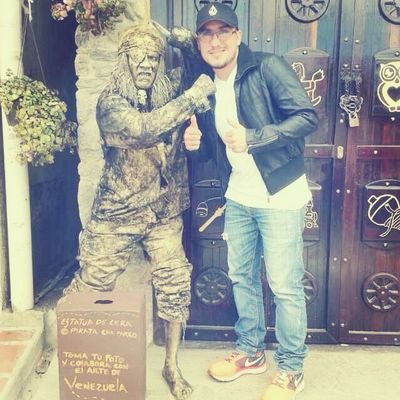 nestor_escalant's profile picture. 