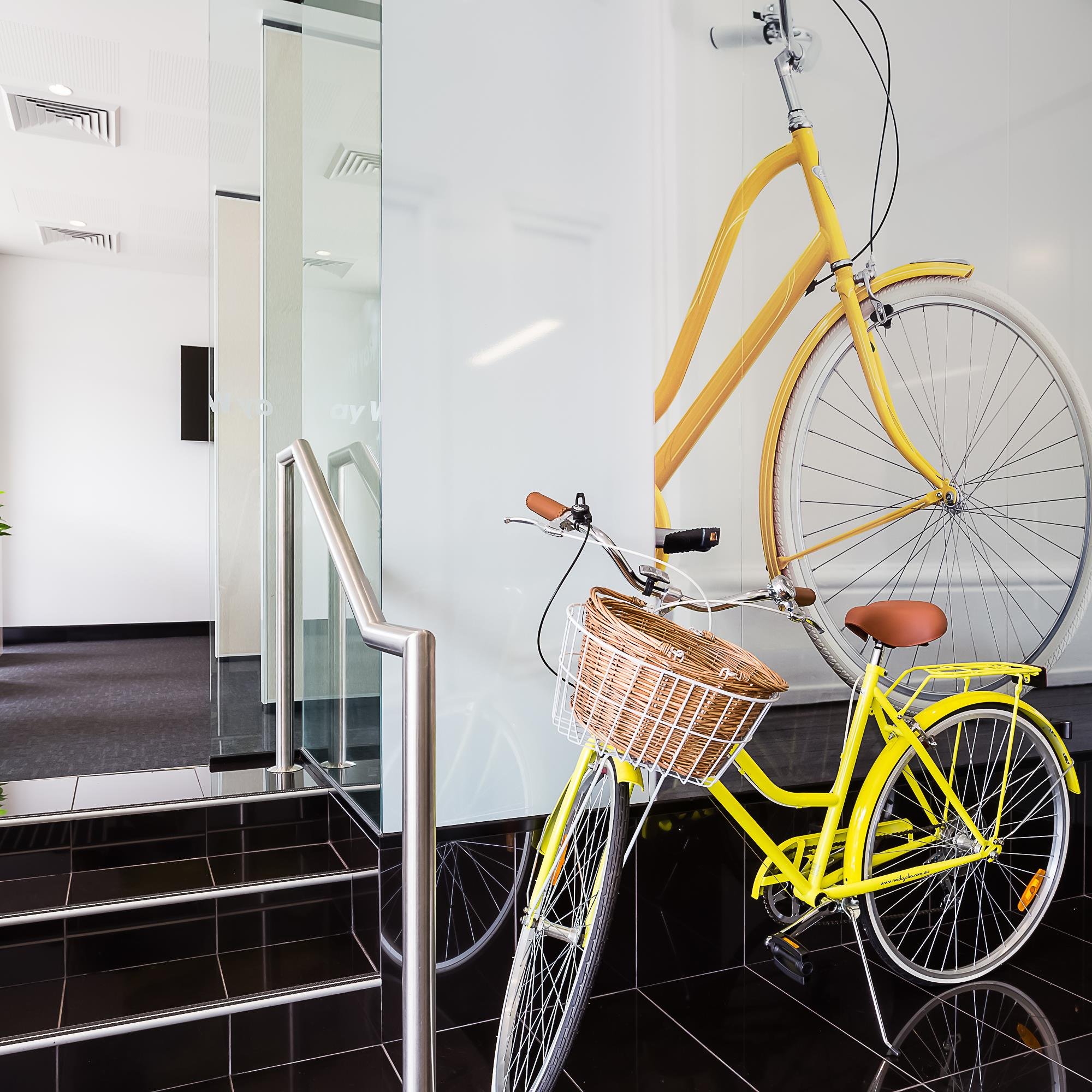 ray white yellow bike