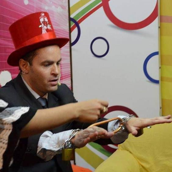 Mago Luis Dunninger, Mentalismo, Cartomagia, Escapismo, Grandes Ilusiones. y mucho mas. DUNNINGER La Nueva Era de la MAGIA...Te SORPRENDERA en tus EVENTOS.