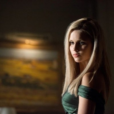 Olivia is the Daughter of @Green_Vigilante and Helena Bertinelli but Still a Huntress but know as Green Archer at Night {Arrow}{RP}{OC}{Engaged}