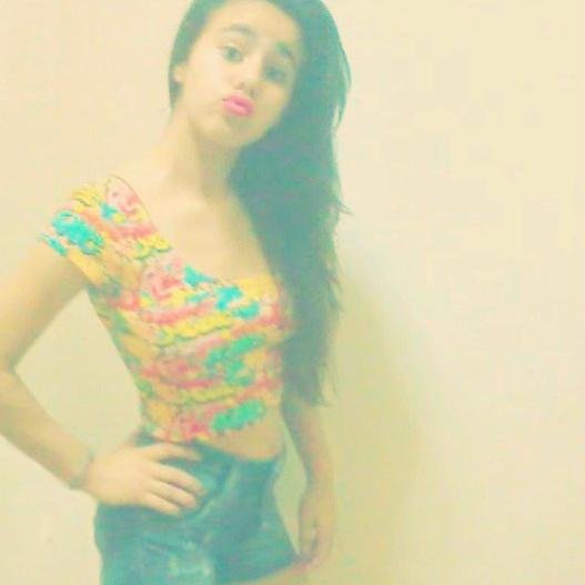 Me escucho & sigo, por que mucho de lo que esta prohibido me hace feliz ♥