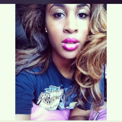 NaeomiParis's profile picture. INSTAGRAM NAME ( honeybrownnn )