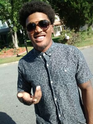 Sea_G23's profile picture. D M [V] Tanks N' Tats