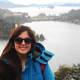 Me Encanta viajar, pero en avión jejejeje *El crecimiento de mi respeto hacia la música se debe al crecimiento del respeto hacia mi vida*.rapera