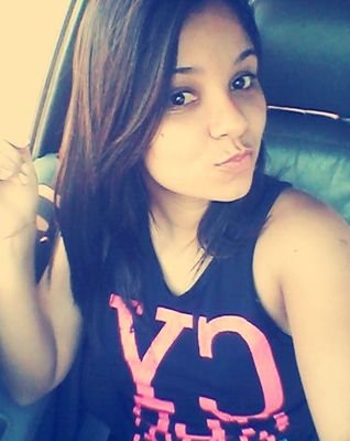 Alegre, Geminiana, 22! Apaixonada por Deus e pelas coisas boas da vida!