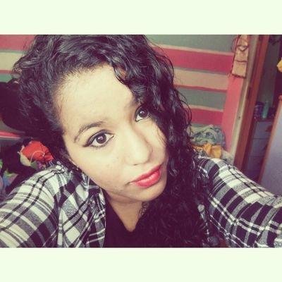 @CUZIMELIE CUENTA HACKEADA. -YEEEI 20- Inseriamente irritante. Stay sweet - Between The Bars by Elliott Smith, listen it.