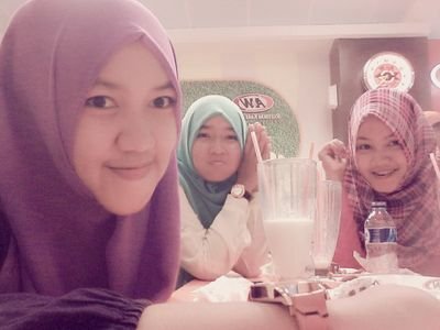 nabila86468619's profile picture. 16 juni1996