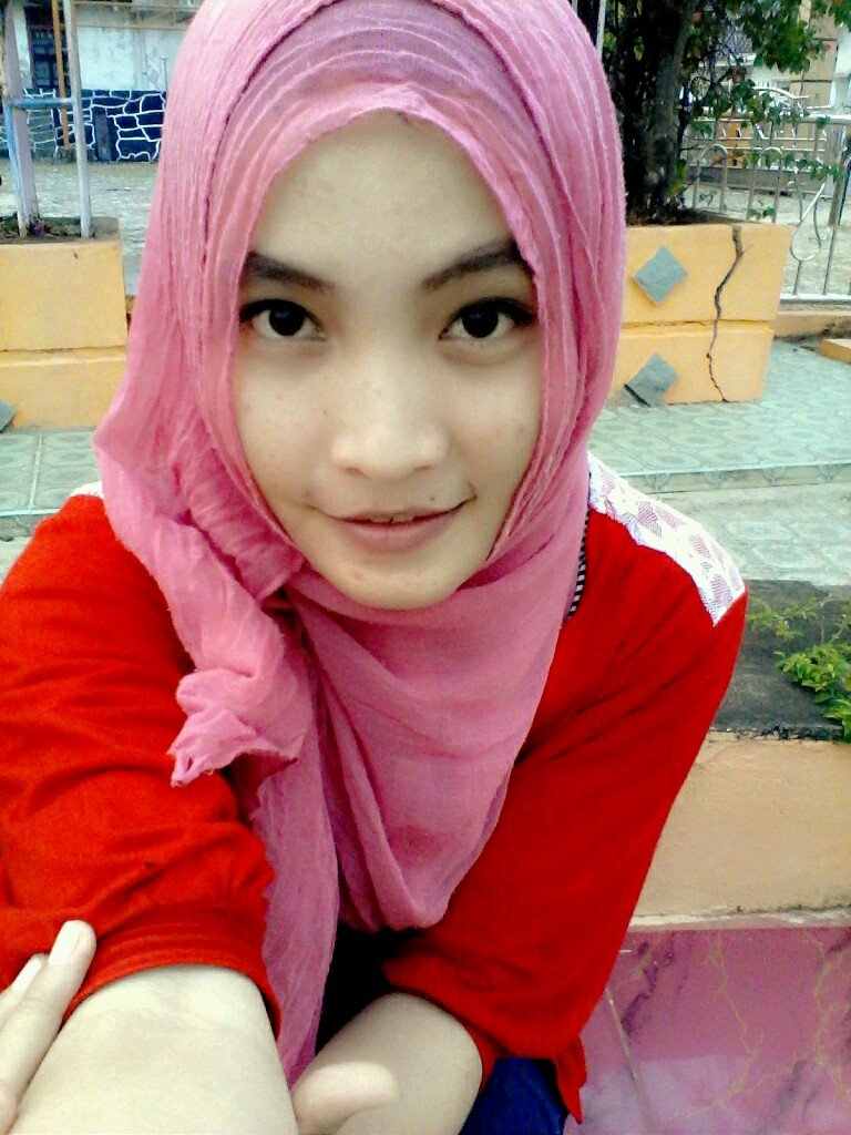 ♥(˘ڡ˘)♥ it's just simple ...pendidikan Biologi UMP :)
mahasiswa tingkat akhir yg sdang brusha kras untuk mncpaii sarjana