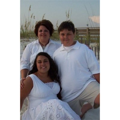 Wife to Wendell, Mom to Katie and Chandler, Daughter, Sister, Teacher, and hopefully Friend to many.