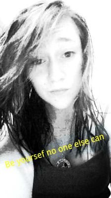 kitty_kat19991's profile picture. 