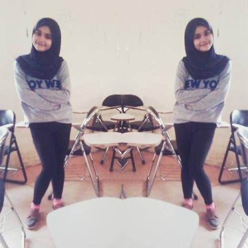 -♥Harry akbari♥
12 Februari 1996 anggota Cizer Darul Hijrah..
♥@HarriAkbary♥ n ♥@eviievoii♥