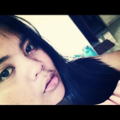 15|God's princess|SHAns|Senior|Moody|Trombone Player ♪♬|Majorette|Dream to be Photographer someday ★|Exclusively in a relationship with @James Yap of my life. ♡