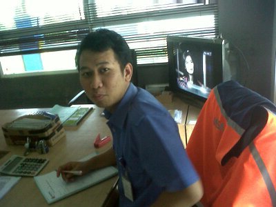 rizkyadityafarh's profile picture. Pendidikan institut bisnis nusantara jakarta 10/14 & Universitas HM.Thamrin 14/16 Mementingkan pertemanan,persahabatan,meraih cita-cita impian dan masa depan..☀