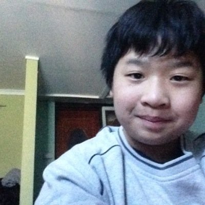 I like playing games!!! Please follow me on instagram mines is: williamdoan_ so please follow me ,i might follow you back....