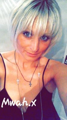 ellie_kirk83's profile picture. sports. netball. hockey. athletics. gym. running. hiking. Life is a journey...im feeling a little travel sick :-( Hoping to find happiness...one day