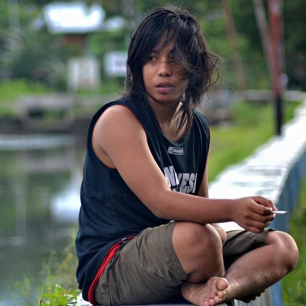 Hey You Sucker,I will through this fucking Hell..
Akan Ku hisap bau Neraka, Akan teguk pekat darahmu!
\m/ \m/
hulonthalo outSIDer punk rock city