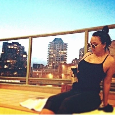 CarlinaSimmons's profile picture. To be continued...