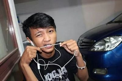 @song : Tentukan Pilihan@ , Do Drugs , No Alcohol , No Smoke , No Anarki,