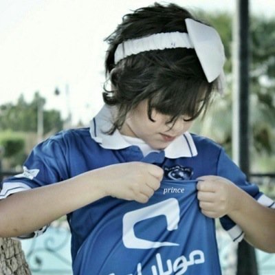 احببت الكوره فعشقت الهلال وهل من عاقلن لا يهواء الهلال