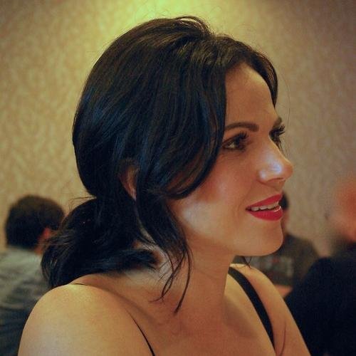 free follow from @littlestana bc i heart you