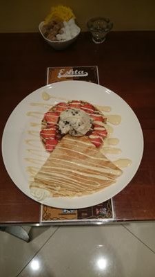 EshtaDesserts's profile picture. 