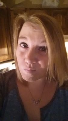 lyndamae08's profile picture. 