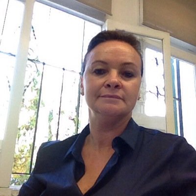 RosselloAntonia's profile picture. Ser inteligente es también disfrutar de la soledad, y no llenarla con cualquier persona