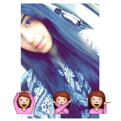 my life is basically 5SOS, Justin Bieber and shit eyeliner