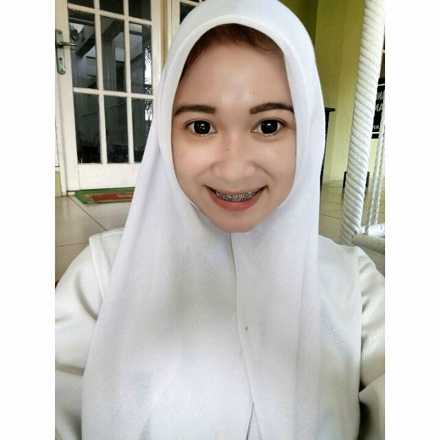 Line : septiannaputrirahayu instagram : septiannaaa path : septianna putri :) hi 18 yo !