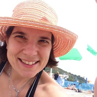 Mother, writer, indie author, greedy reader, engineering, fantasy and scifi lover. Start up scout and accelerator.