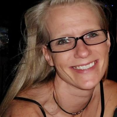 Wife of a veteran police officer fallen by SUICIDE. Mental Health Advocate, Proud part of the Blue H.E.L.P team ~ C.O.P.S.S. ~ Founder of FB Bound by the Shield
