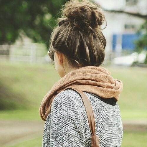 I like food, pullovers, sneakers, certain TV series and a whole lot more. Hello, nice to meet you.
