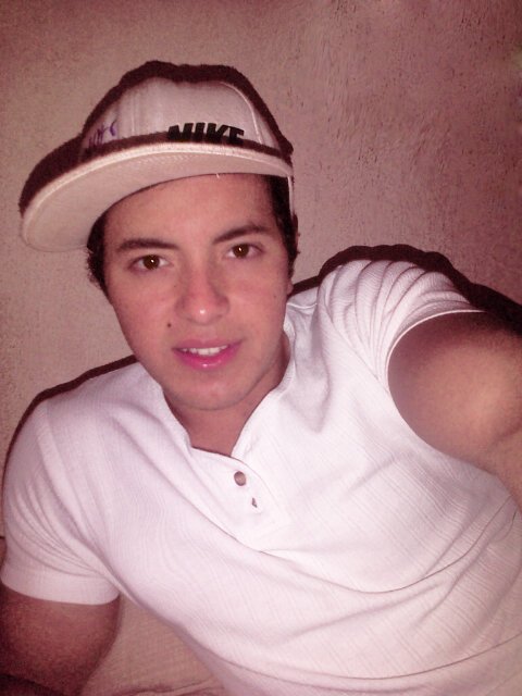 Trata de ser mejor pero no te creas el mejor ;)