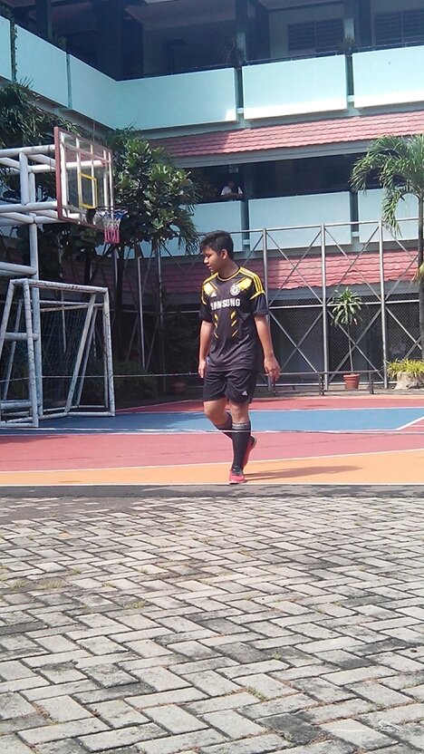 Newbie Andrographer,Abnormal boy who loves his religion,FansFar-nya ChelseaFC
