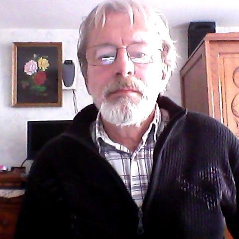 michalowski10's profile picture. 