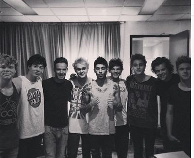 5sos & 1D account.  
Remember you're special I'm here for you
