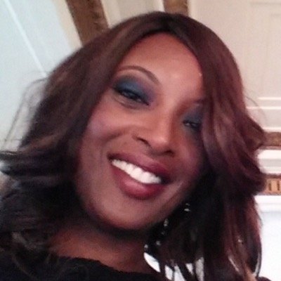 Larechial's profile picture. NOLA native ⚜, ATL living, lover of Christ, passionate about entrepreneurial business building, and a forever student of life ❤️