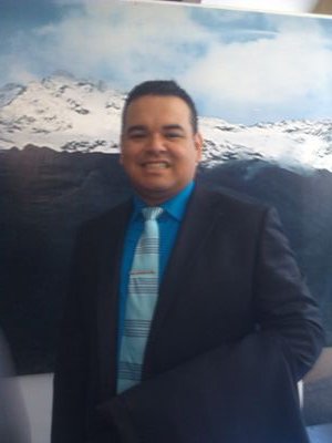 Lic.  En administración de empresas,        T. S. U. en Contaduría,  Técnico Medio en Contabilidad  Inversionista en criptomonedas. EDC blockchain