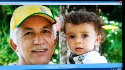 De la Concepción de La Vega. graduado de ingeniero civil en la UASD. casado con Lucina Camilo. Tres hijos. Gerente de Mantenimiento de Presas en EGEHID