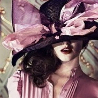 maanna14's profile picture. أحاول أن يكون متنفس للحريه من منفاي ..