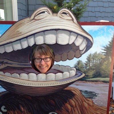 Anne21893443's profile picture. 