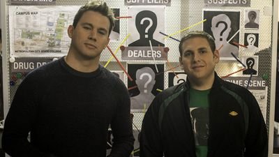 Was an Undercover Cop till the world ended Looking for my partner Schmidt    (#TWDRP ) Single. .